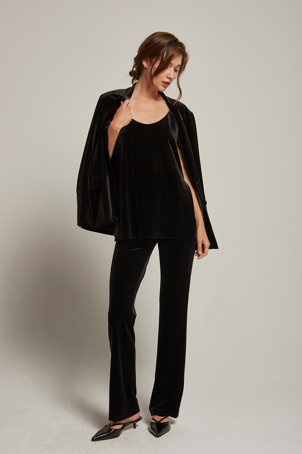 Sahar Single Breasted Velvet Blazer