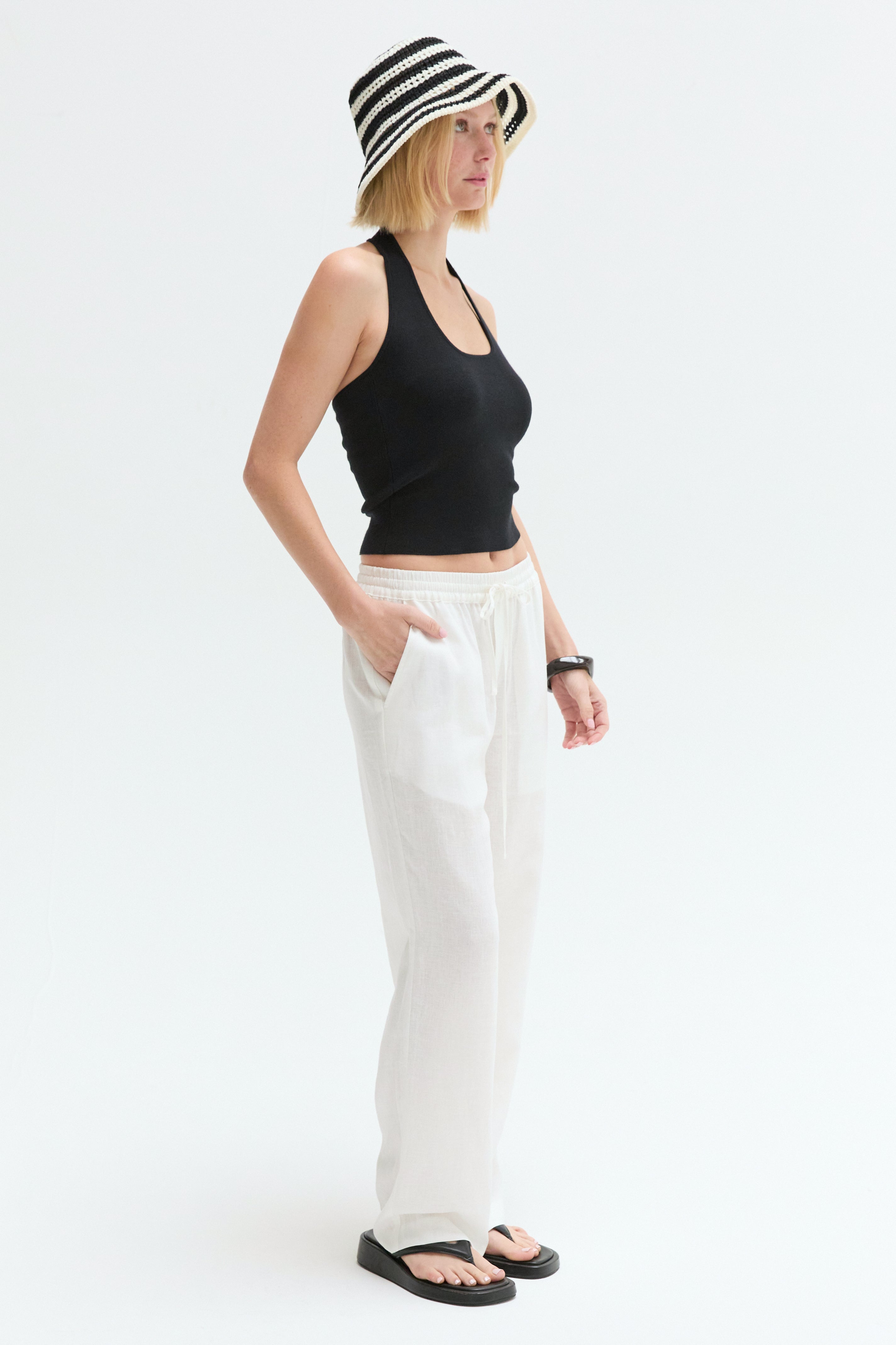 Lyra Easy Wear Linen Blend Pants