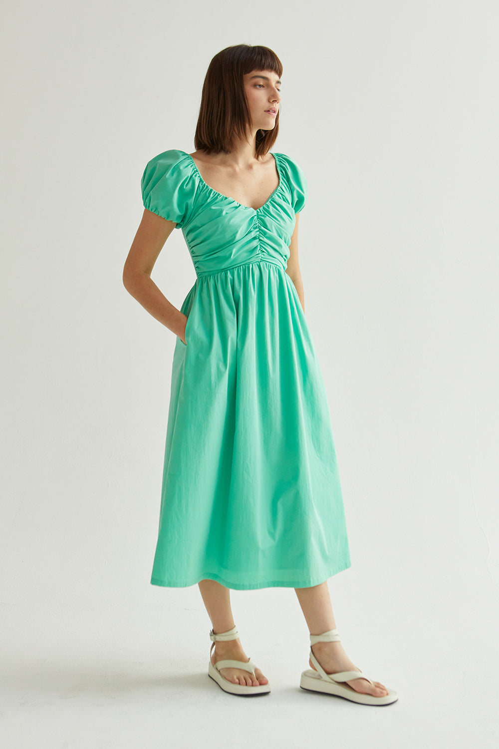 Belle Sweetheart Neckline Midi Dress