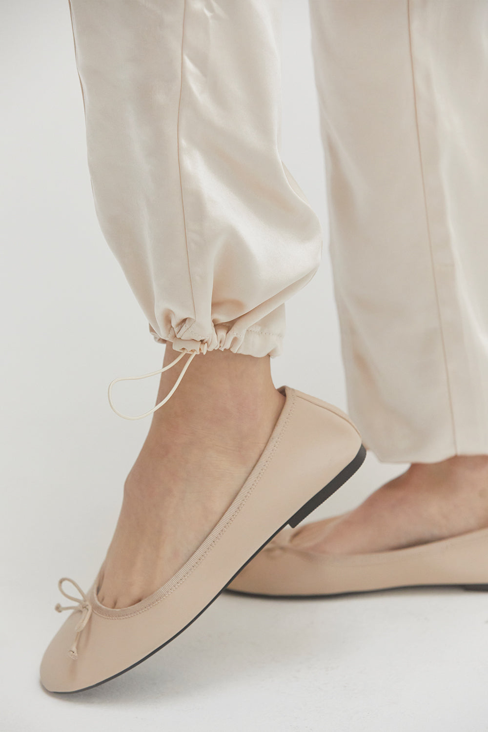 Jordyn Khaki Satin Joggers