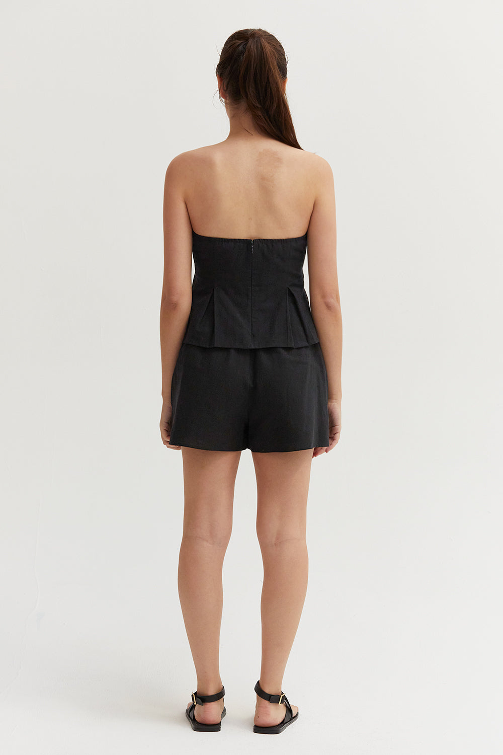 Delphi Easy-wear Linen Shorts