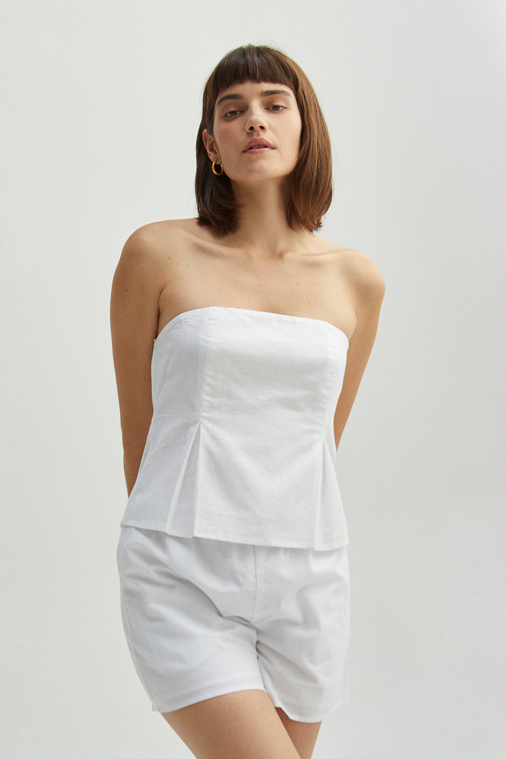 Delphi Easy-wear Linen Shorts
