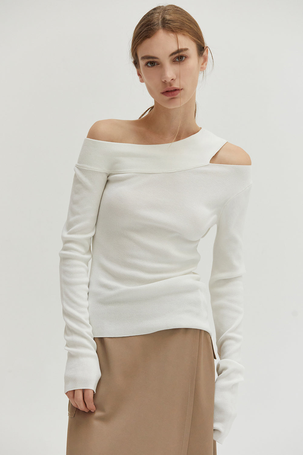 Ingrid Neckline Long Sleeves Knit Top