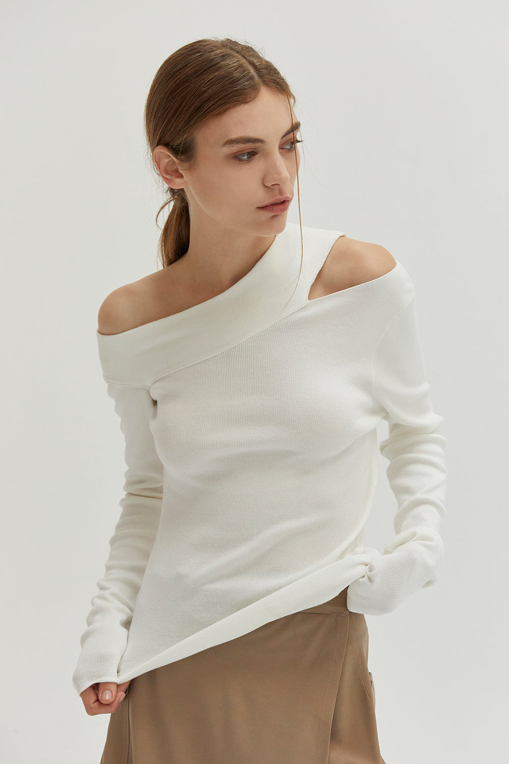 Ingrid Neckline Long Sleeves Knit Top