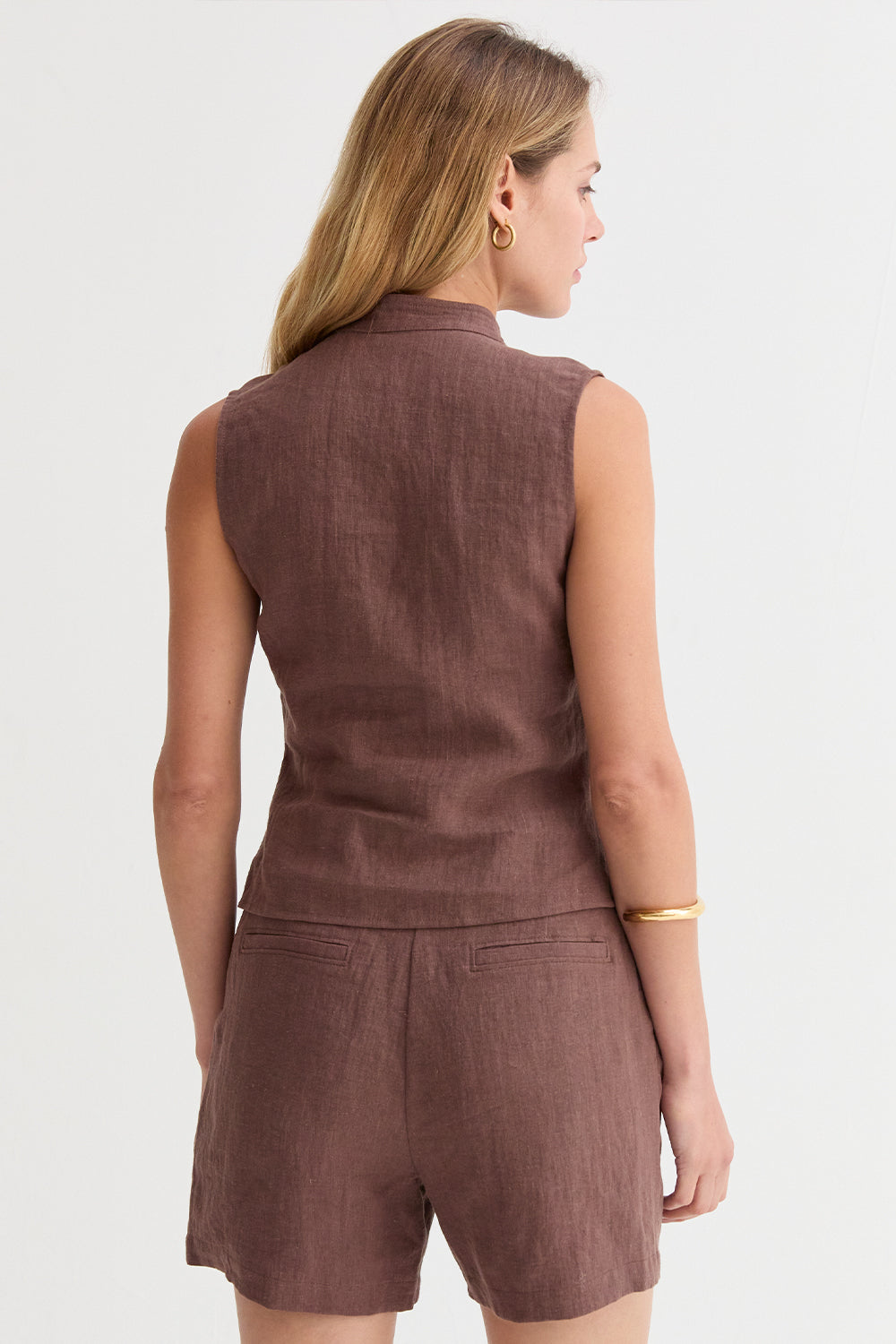 Jaylin Sleeveless Mandarin Collar Linen Blouse
